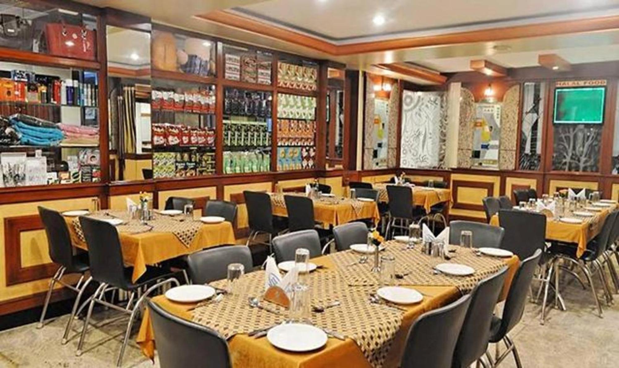 Ponmariresidency Hotel Ooty Bagian luar foto