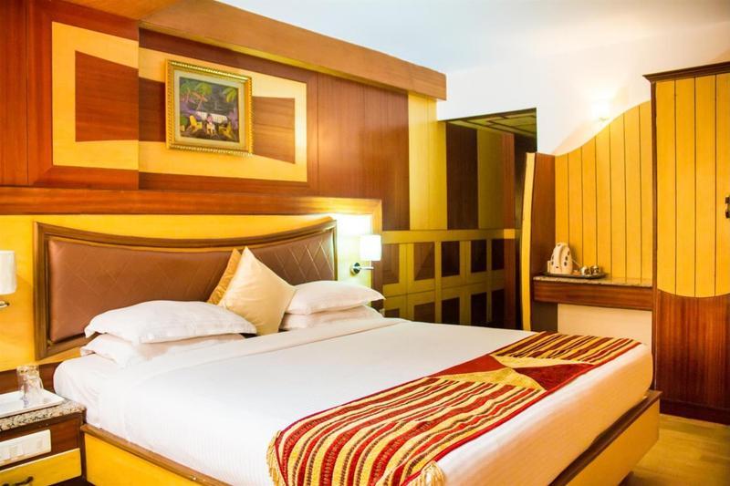 Ponmariresidency Hotel Ooty Bagian luar foto