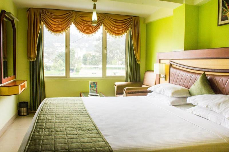 Ponmariresidency Hotel Ooty Bagian luar foto